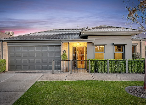 17 Thoresby Circuit, Craigieburn VIC 3064