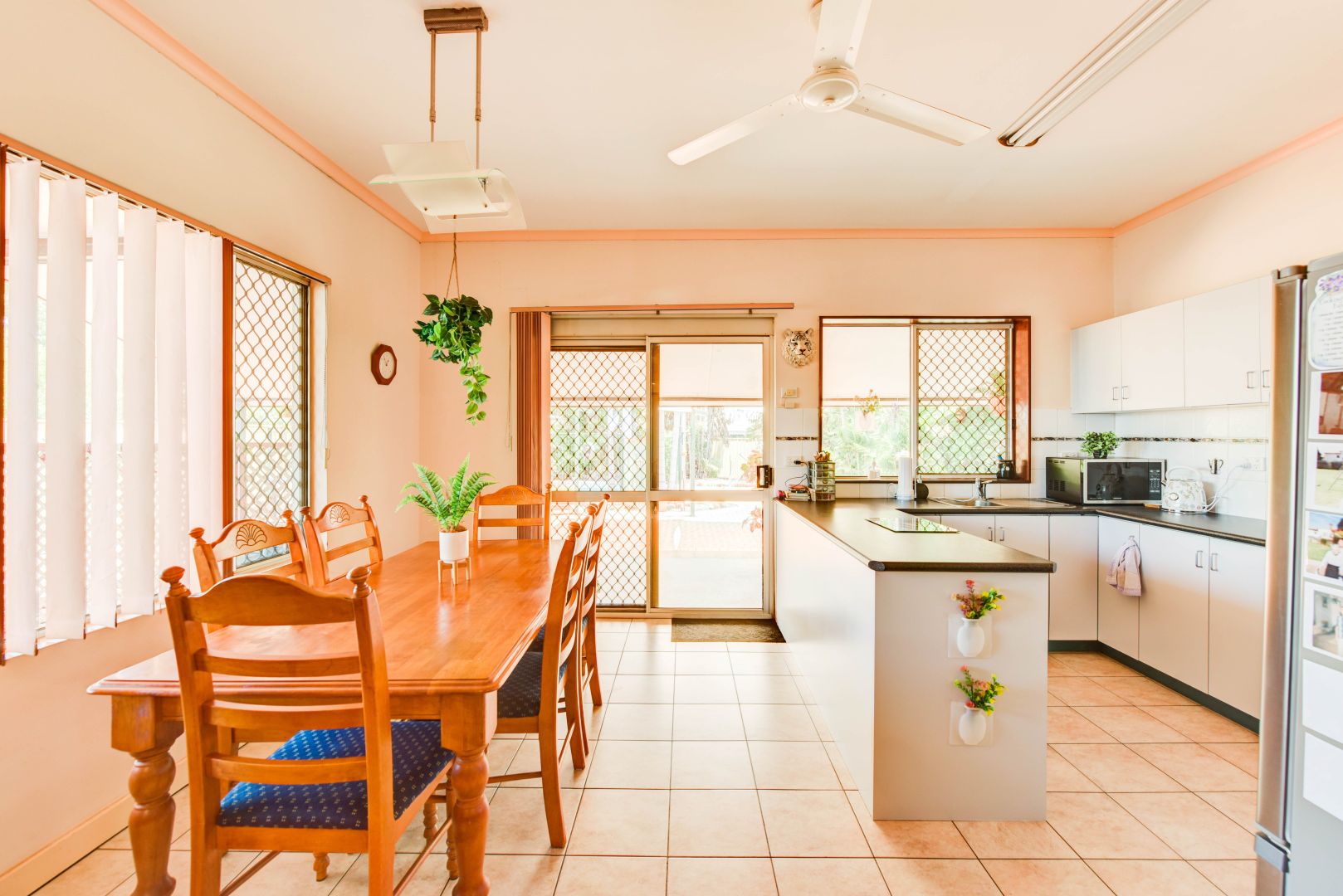 6 Raymond Place, Katherine East NT 0850 Domain