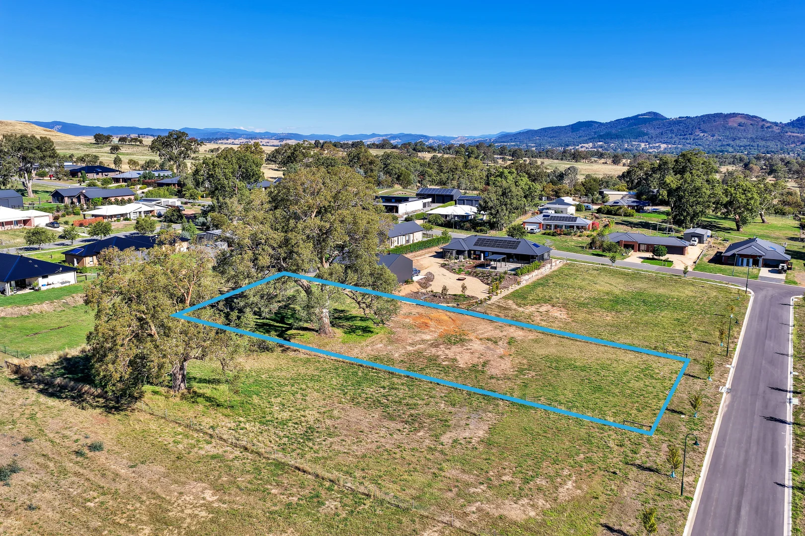Additional image 5 of 4 Cloverdale Court, Mansfield VIC 3722