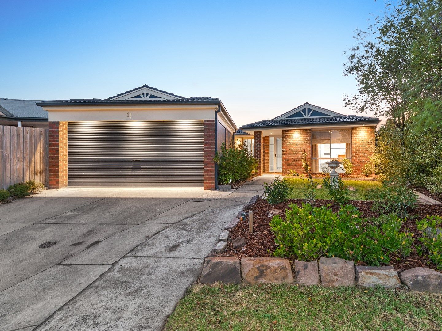 11 Foxglove Court, Cranbourne North VIC 3977, Image 0