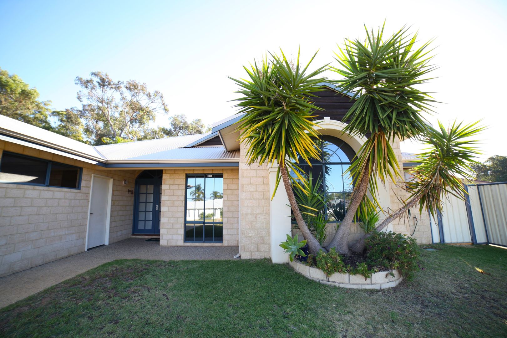 16 Christchurch Place, College Grove WA 6230 House For Rent 680