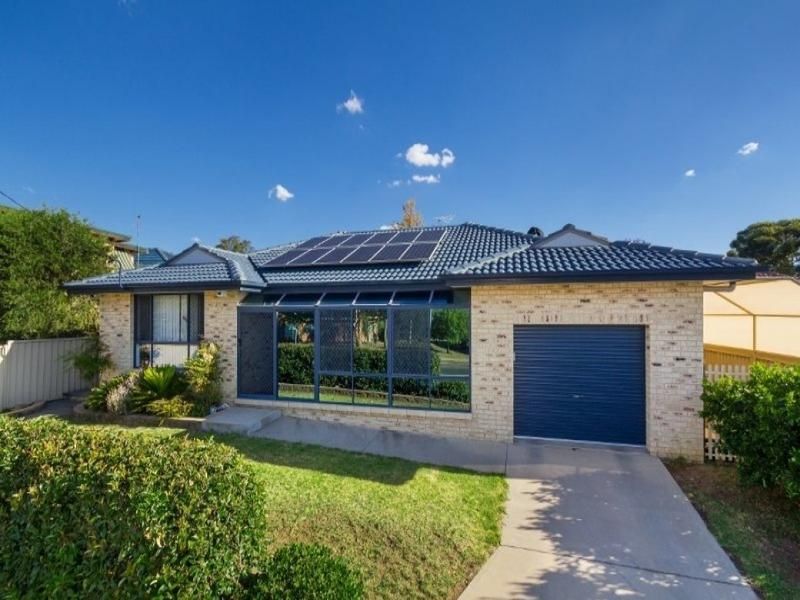 3 bedrooms House in 85 Hillvue Road SOUTH TAMWORTH NSW, 2340