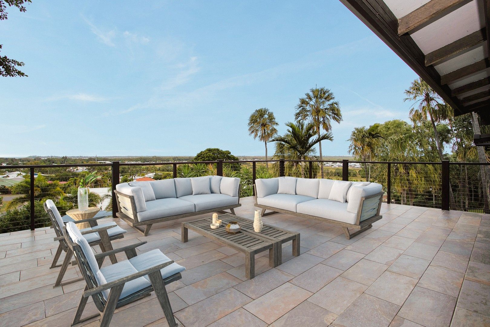 4 bedrooms House in 7 Whinners Court EIMEO QLD, 4740