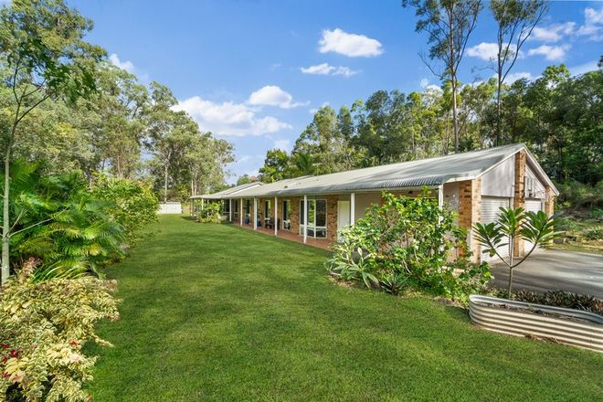 Picture of 8 Prasada Court, EATONS HILL QLD 4037