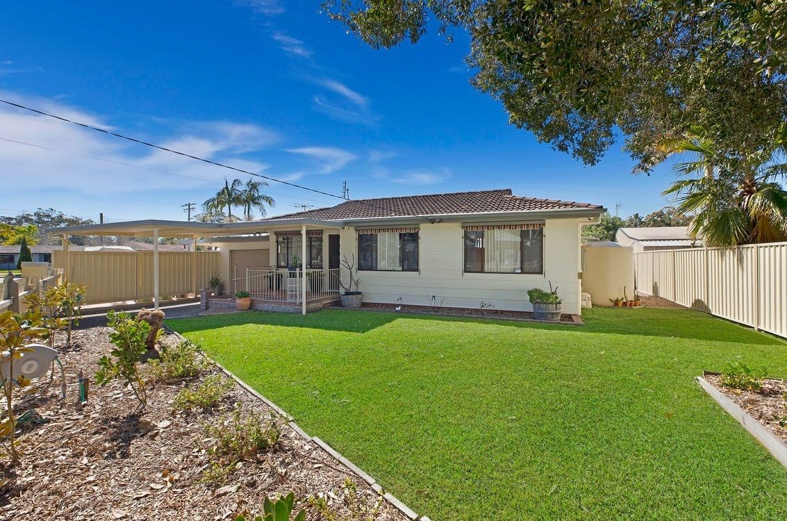 3 bedrooms House in 46 Buckingham Road BERKELEY VALE NSW, 2261