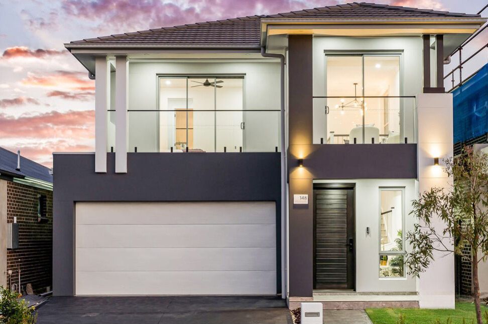 5 bedrooms House in 148 Diamondback Parade MARSDEN PARK NSW, 2765