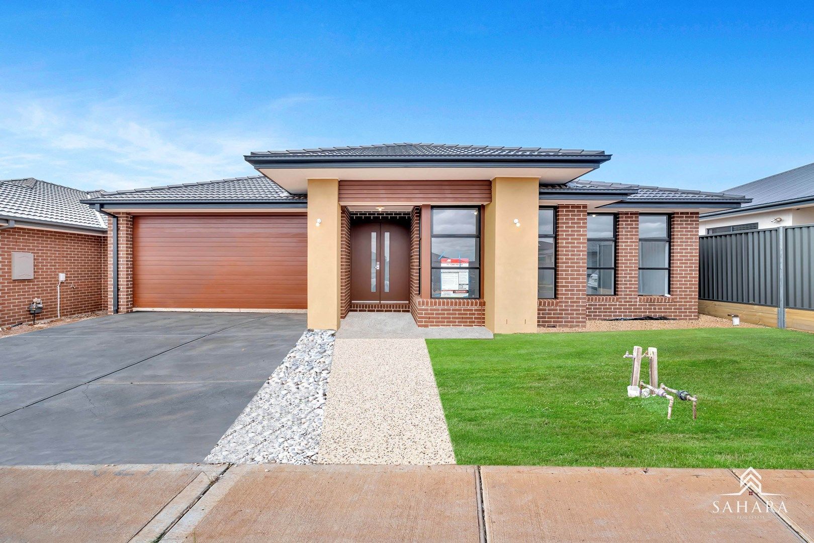 4 bedrooms House in 15 Brasilia St STRATHTULLOH VIC, 3338
