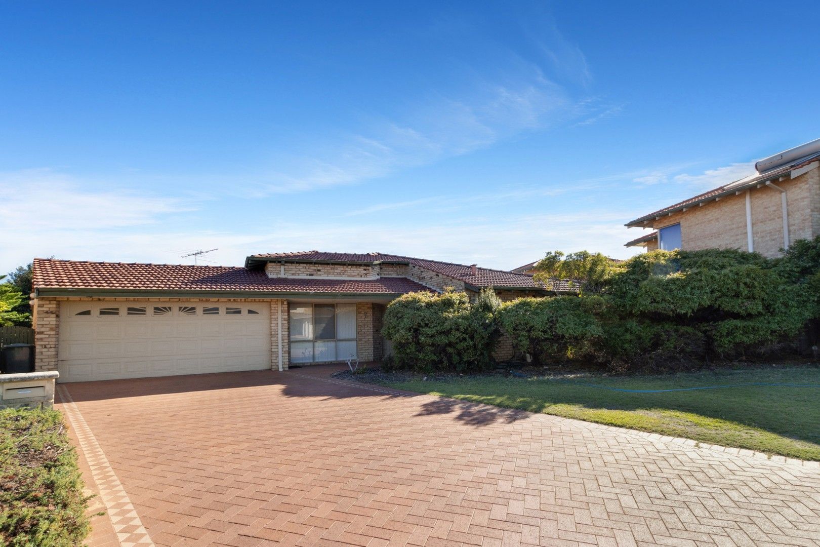 4 bedrooms House in 7 Combe Place SORRENTO WA, 6020