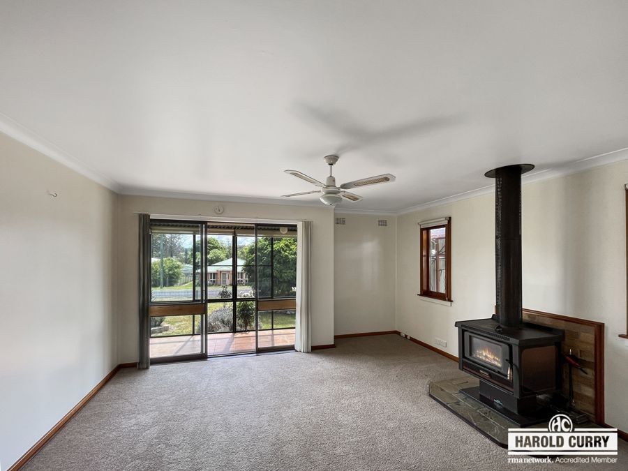 212 Bulwer Street, Tenterfield NSW 2372, Image 1