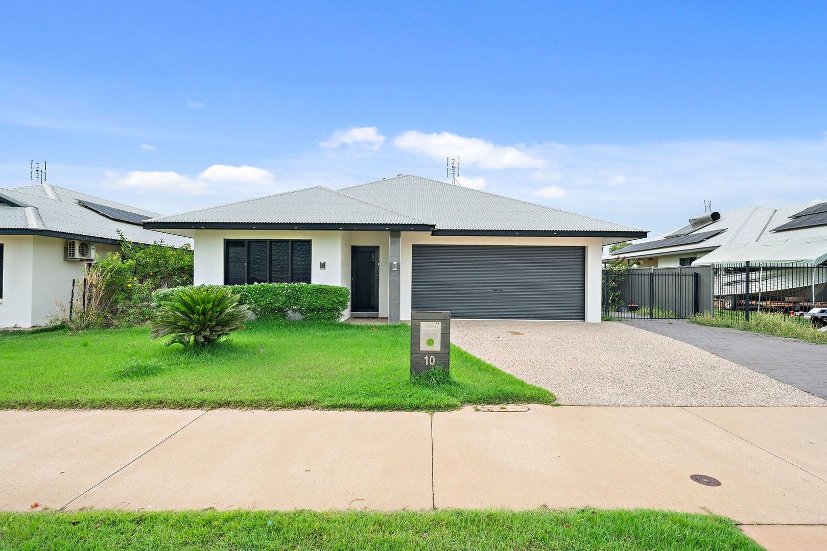 5 bedrooms House in 10 Garrick Street ZUCCOLI NT, 0832