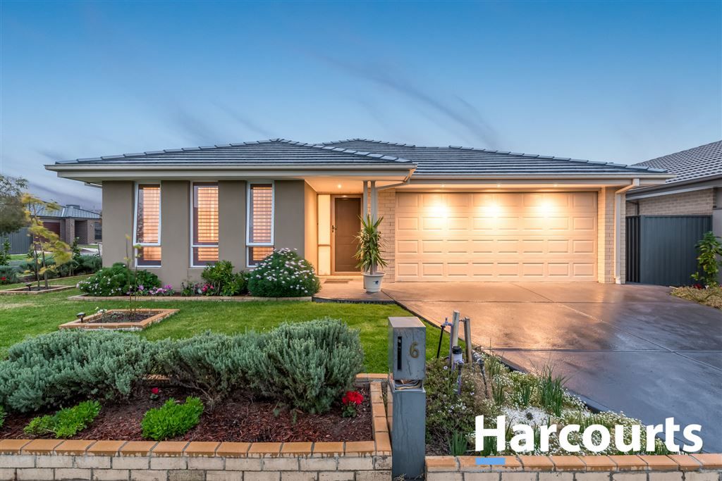6 Bellsquarry Avenue, Cranbourne East Property History & Address