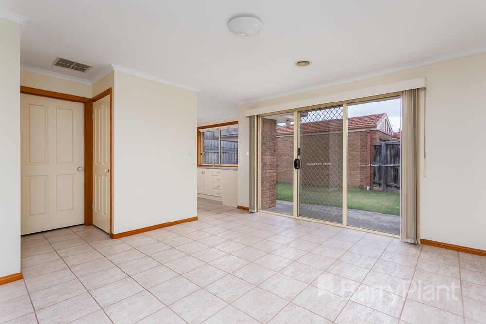 1/27 May Avenue, Altona Meadows VIC 3028, Image 2