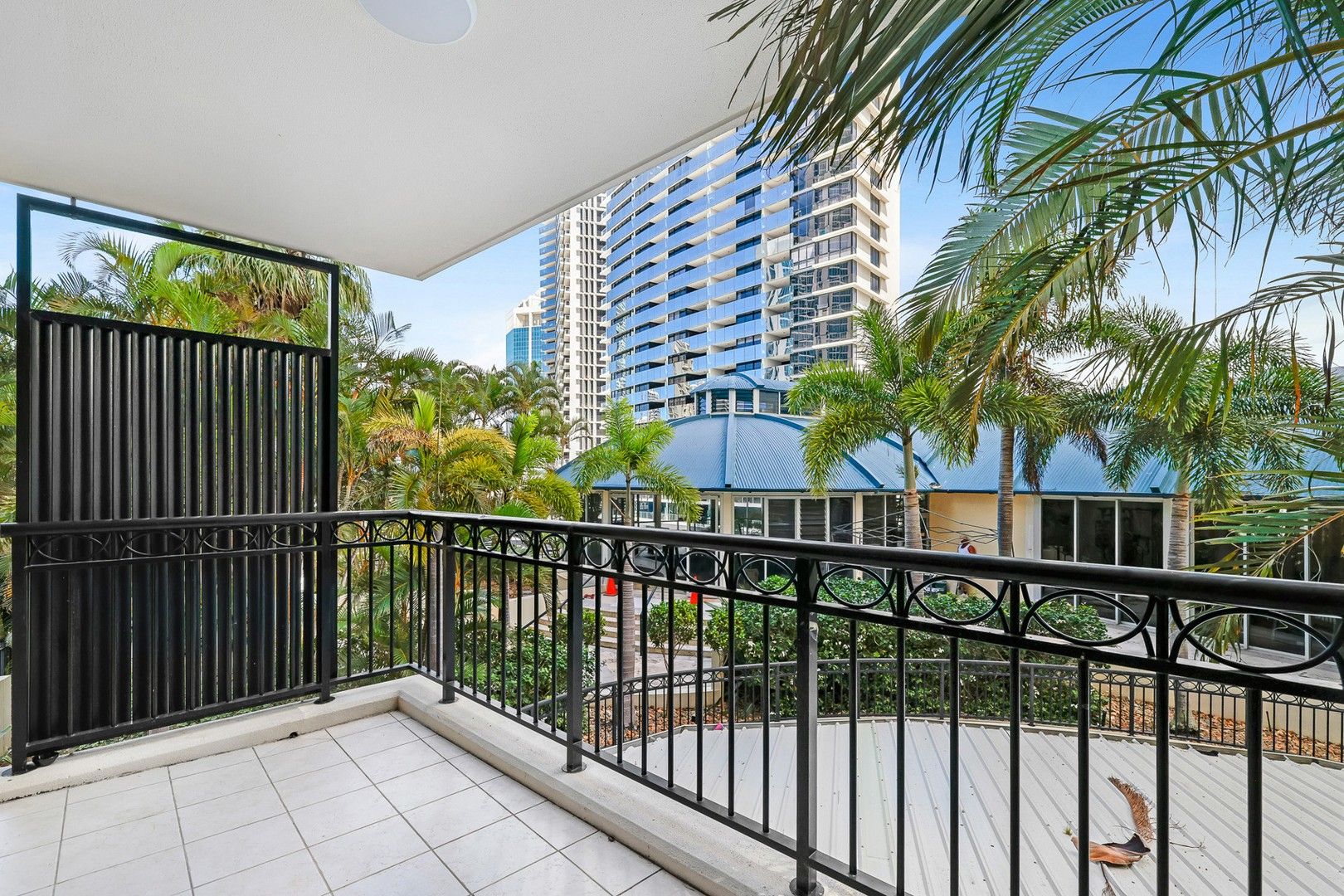 1068/23 Ferny Avenue, Surfers Paradise QLD 4217, Image 0