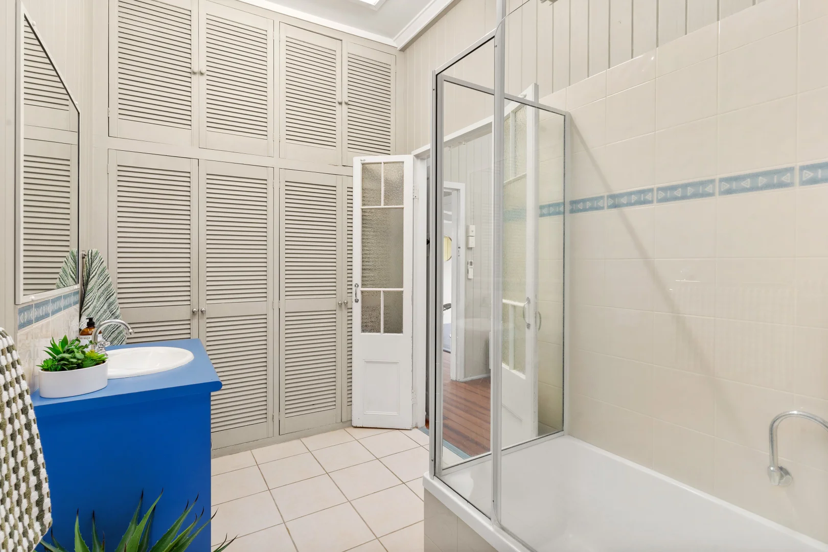 Additional image 8 of 274 McDougall Street, Koongal QLD 4701