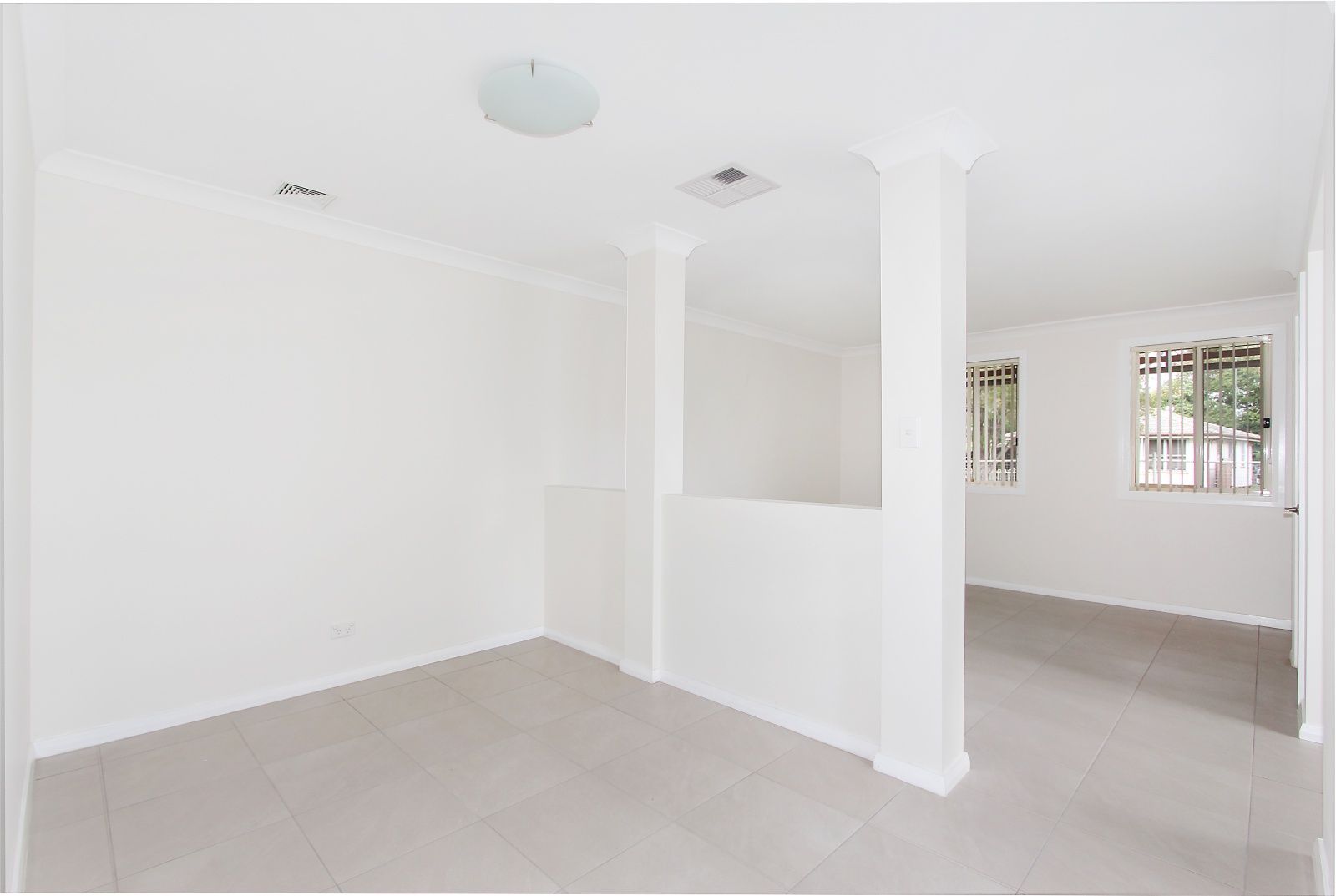 1/55-57 East Market Street, Richmond NSW 2753, Image 2