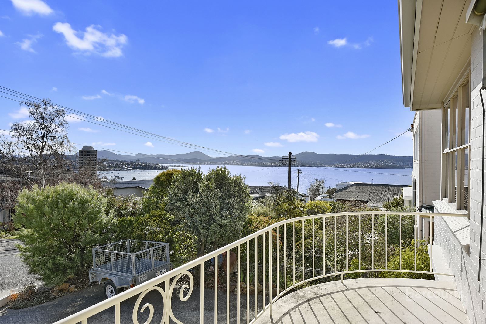 6 Manresa Court, Sandy Bay TAS 7005, Image 2