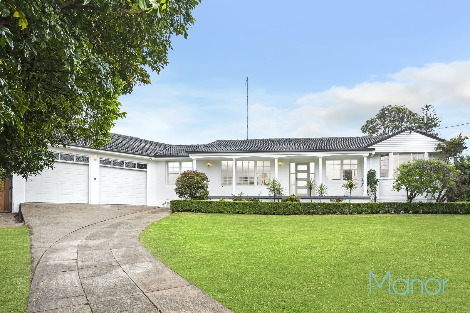 4 bedrooms House in 22 Manor Place BAULKHAM HILLS NSW, 2153