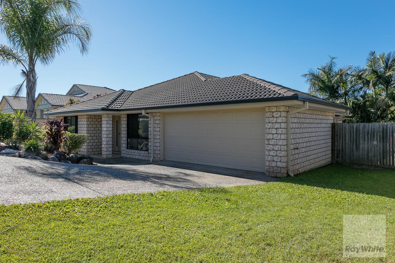 2 Anchor Place, Redland Bay QLD 4165, Image 0