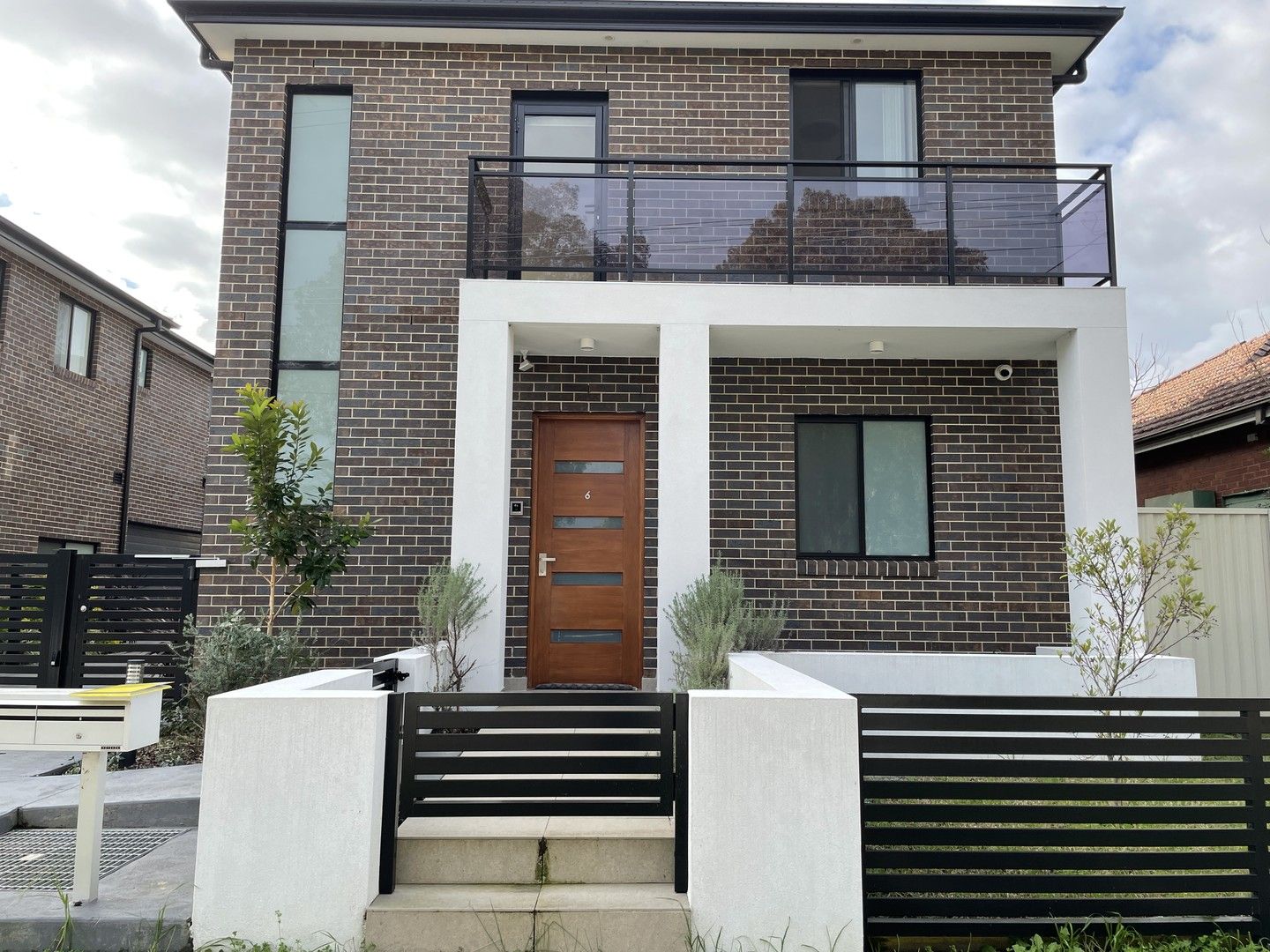4 bedrooms Townhouse in 6/28 Eldon St RIVERWOOD NSW, 2210