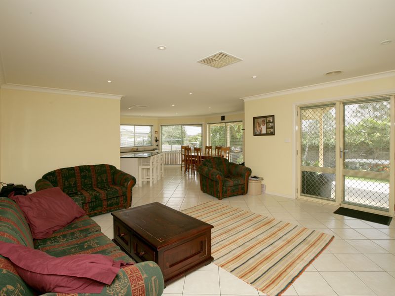 13 Bourkelands Drive, Bourkelands NSW 2650, Image 2