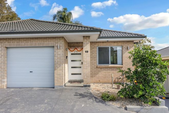 Picture of 19/2 Evans Road, ROOTY HILL NSW 2766