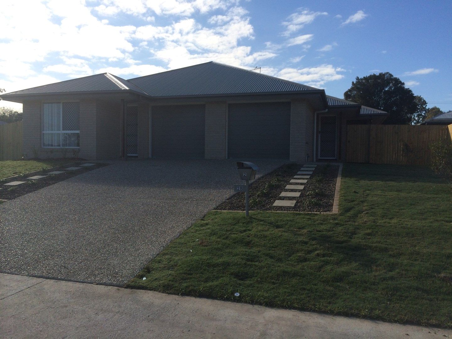 2 bedrooms Duplex in 2/28 Littleford Circuit BUNDAMBA QLD, 4304