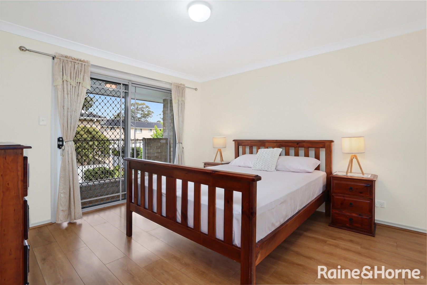 6/15 CADOGAN ROAD, Macquarie Fields NSW 2564, Image 0