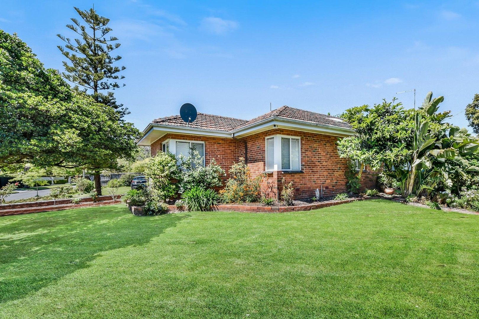 22 Flowerdale Road, Glen Iris Property History & Address Research