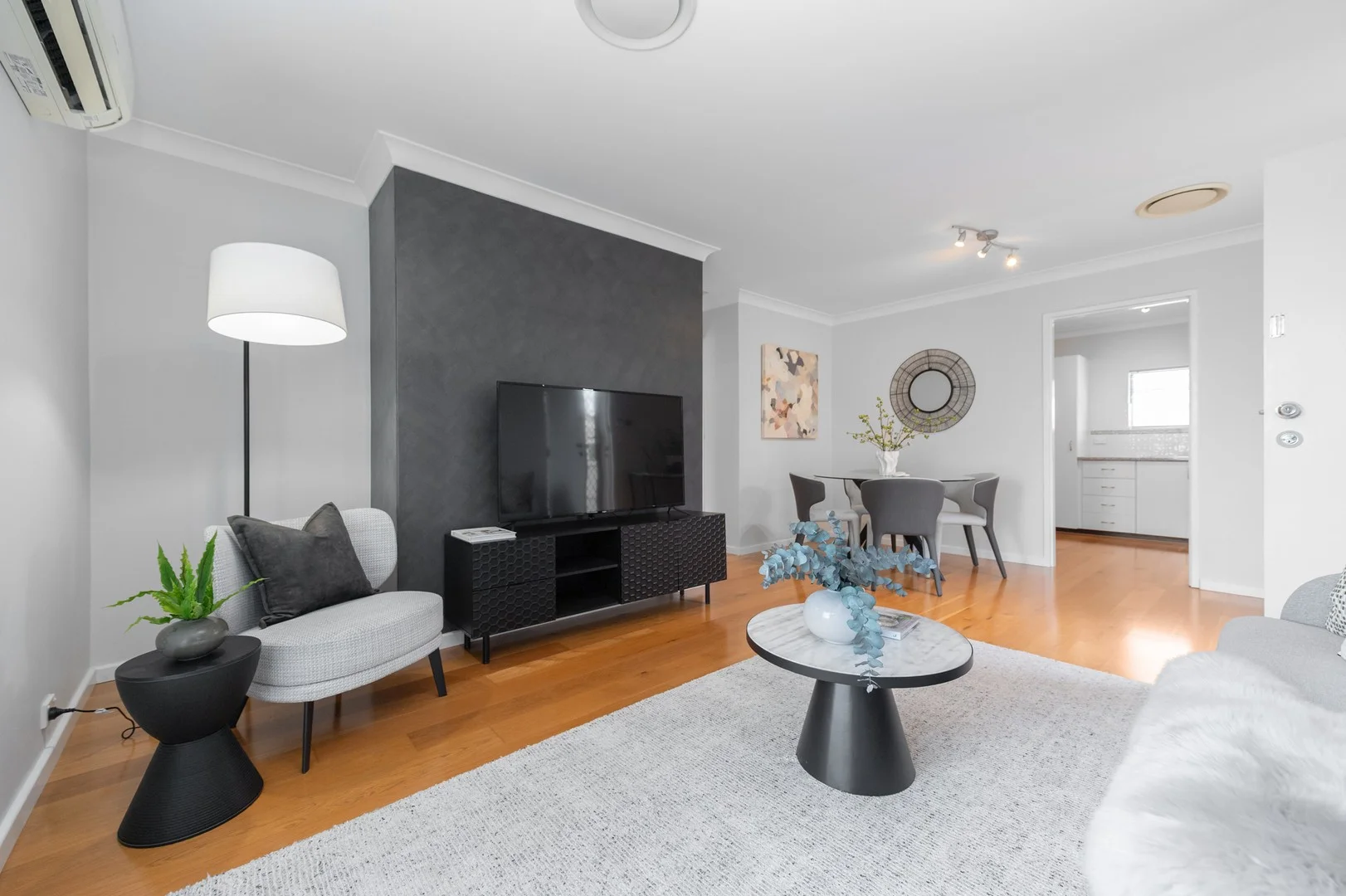 18/79 Clydesdale Street, Como WA 6152