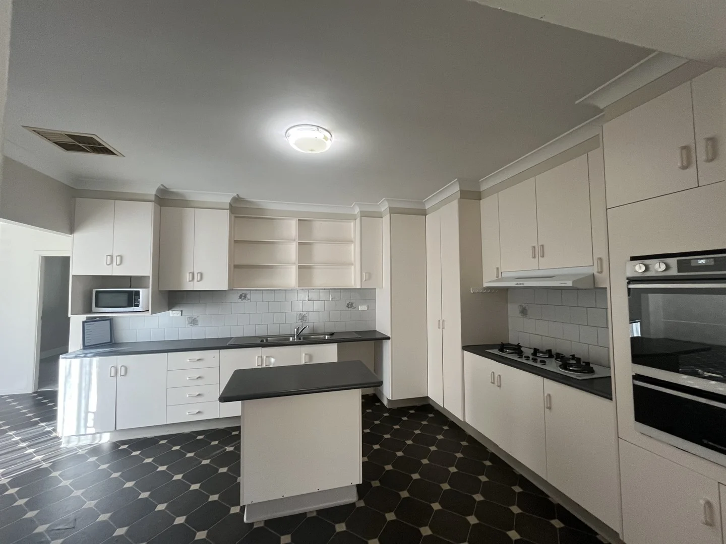 Additional image 3 of 38 Kook Street, Darlington Point NSW 2706