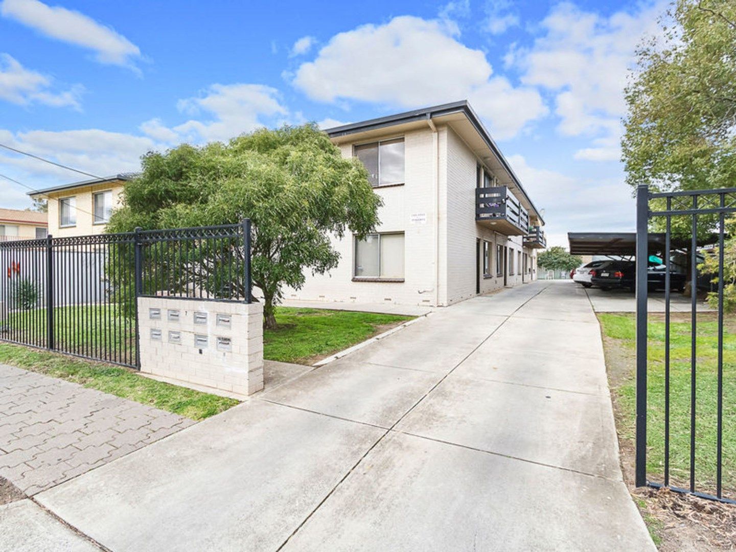 2/7 Craig Street, Greenacres SA 5086, Image 0