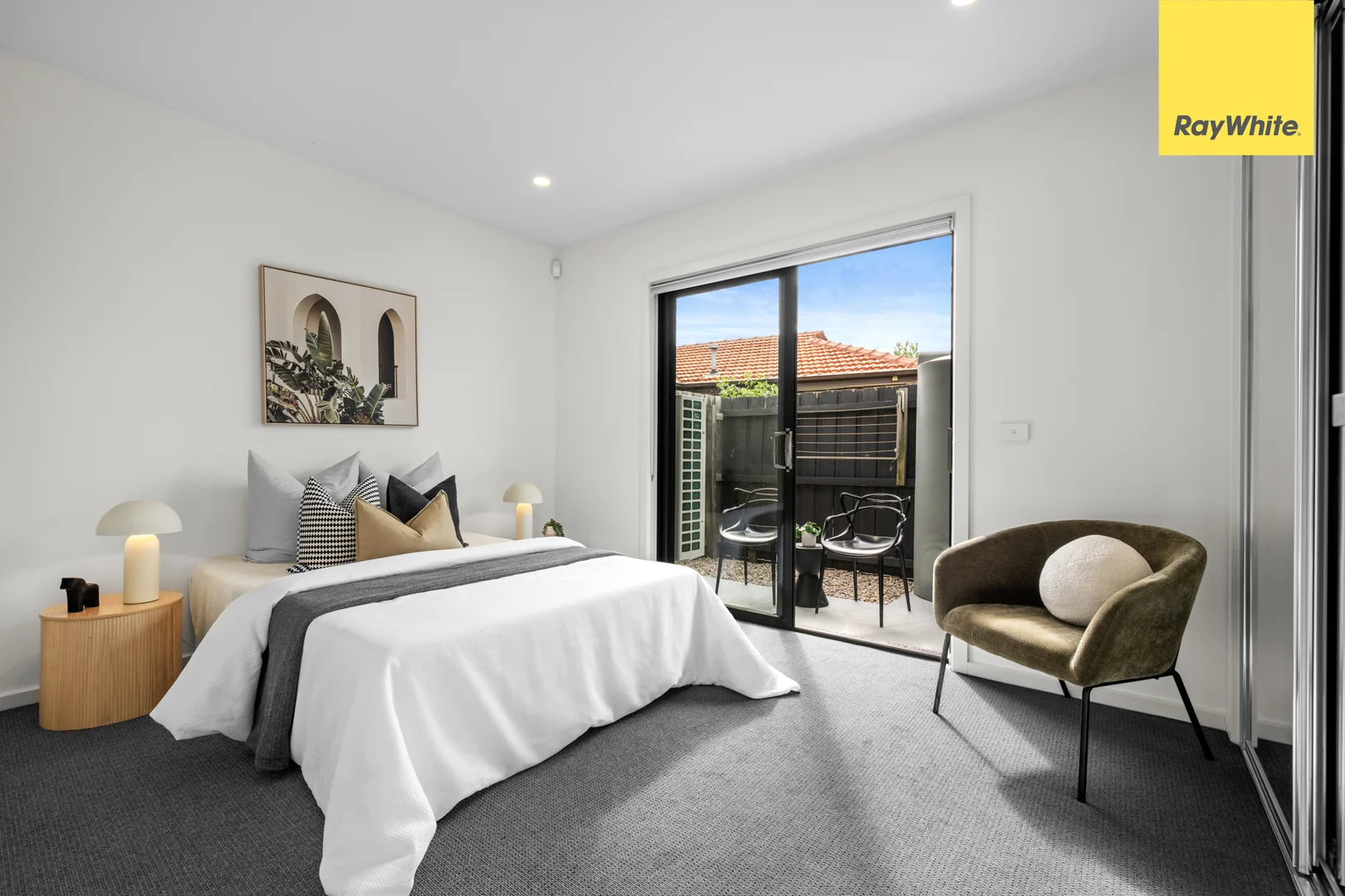 Additional image 3 of 4/1 Erskine Avenue, Reservoir VIC 3073