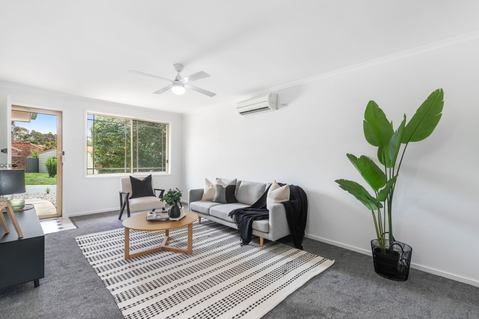 1 Blackett Crescent, Greenway ACT 2900, Image 2