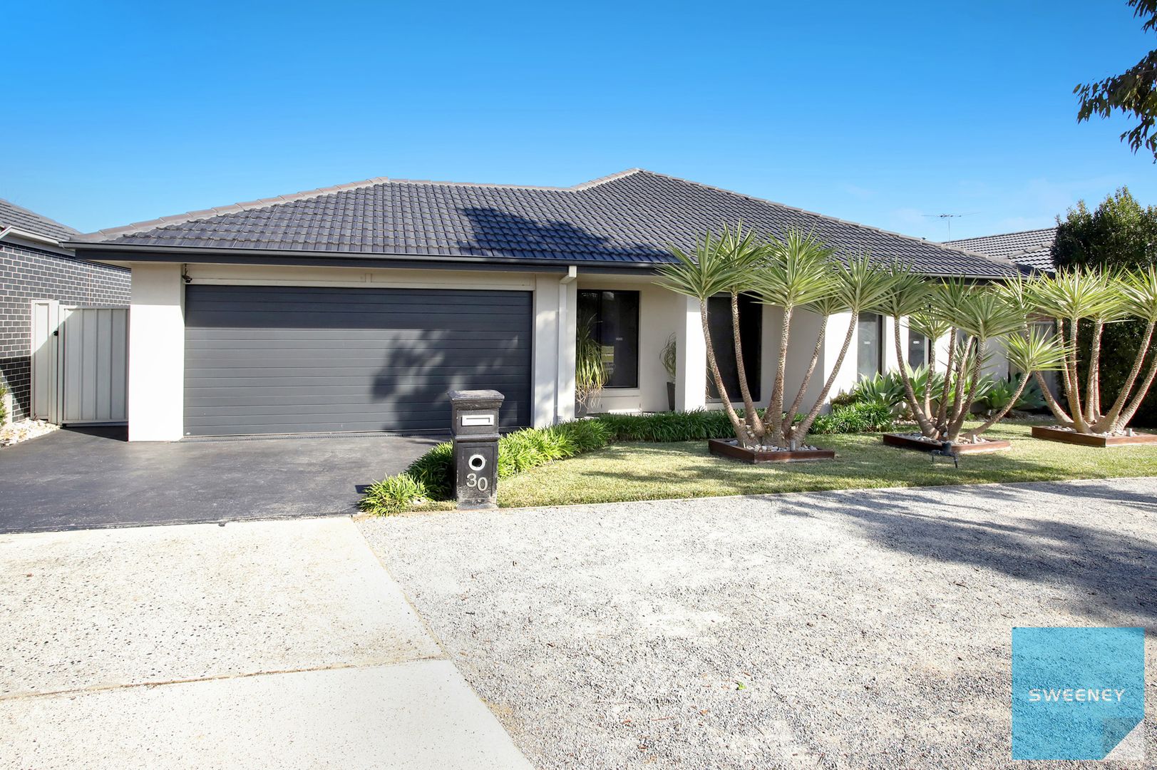 30 Barrington Circuit, Caroline Springs VIC 3023, Image 1