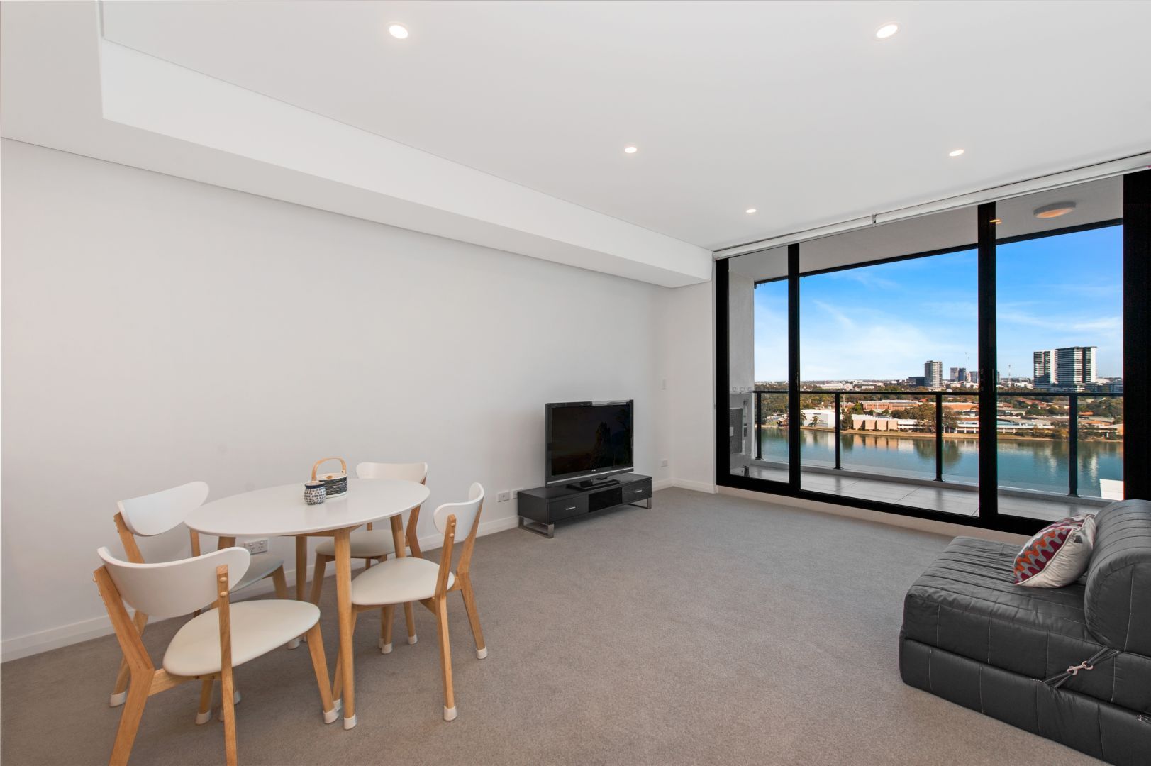 2 bedrooms Apartment / Unit / Flat in 1304B/6 Nancarrow Avenue RYDE NSW, 2112