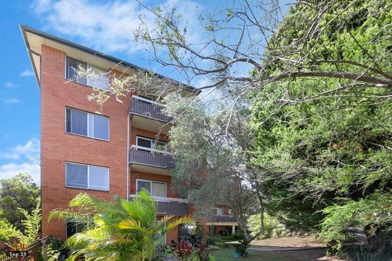 2 bedrooms Apartment / Unit / Flat in 12/3 Riverside Crescent MARRICKVILLE NSW, 2204