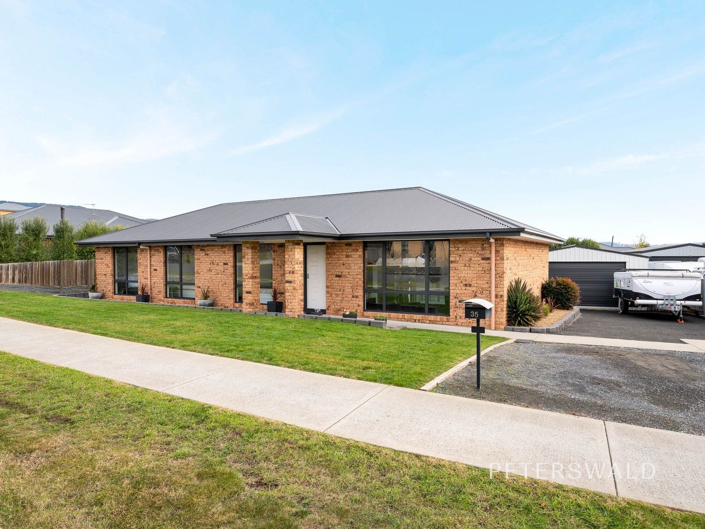 3 bedrooms House in 35 Riviera Drive OLD BEACH TAS, 7017
