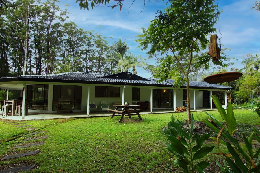 4 bedrooms House in 68 Sugarmill Road SAPPHIRE BEACH NSW, 2450