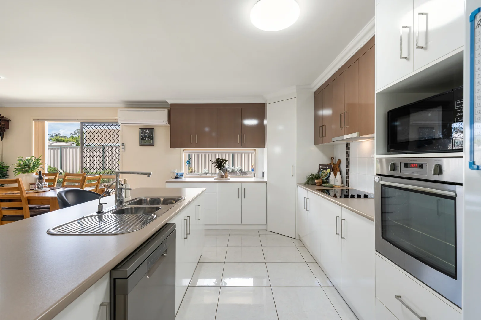 Additional image 3 of 12 Naomi Drive, Crows Nest QLD 4355
