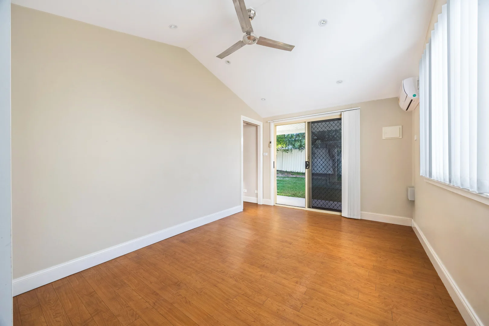 Additional image 9 of 8A Elizabeth Crescent, Kingswood NSW 2747