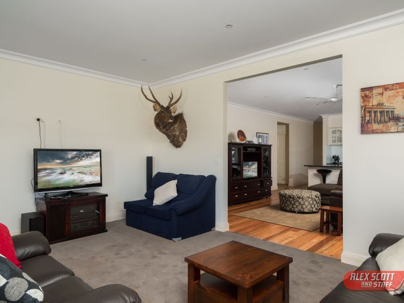 18 TRAFALGAR Street, Rhyll VIC 3923, Image 2