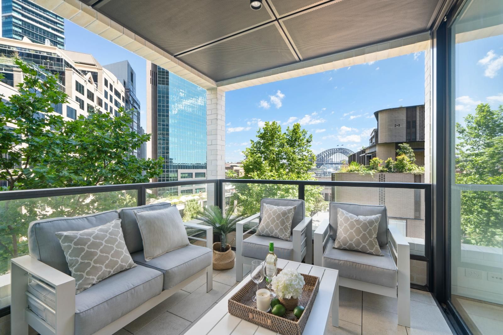 3 bedrooms Apartment / Unit / Flat in B504/18 Loftus Street SYDNEY NSW, 2000