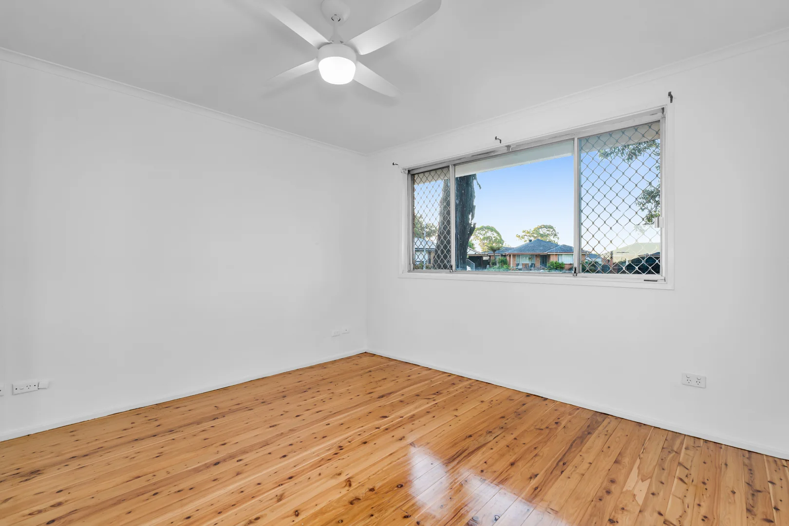 Additional image 4 of 8 Geum Place, Macquarie Fields NSW 2564