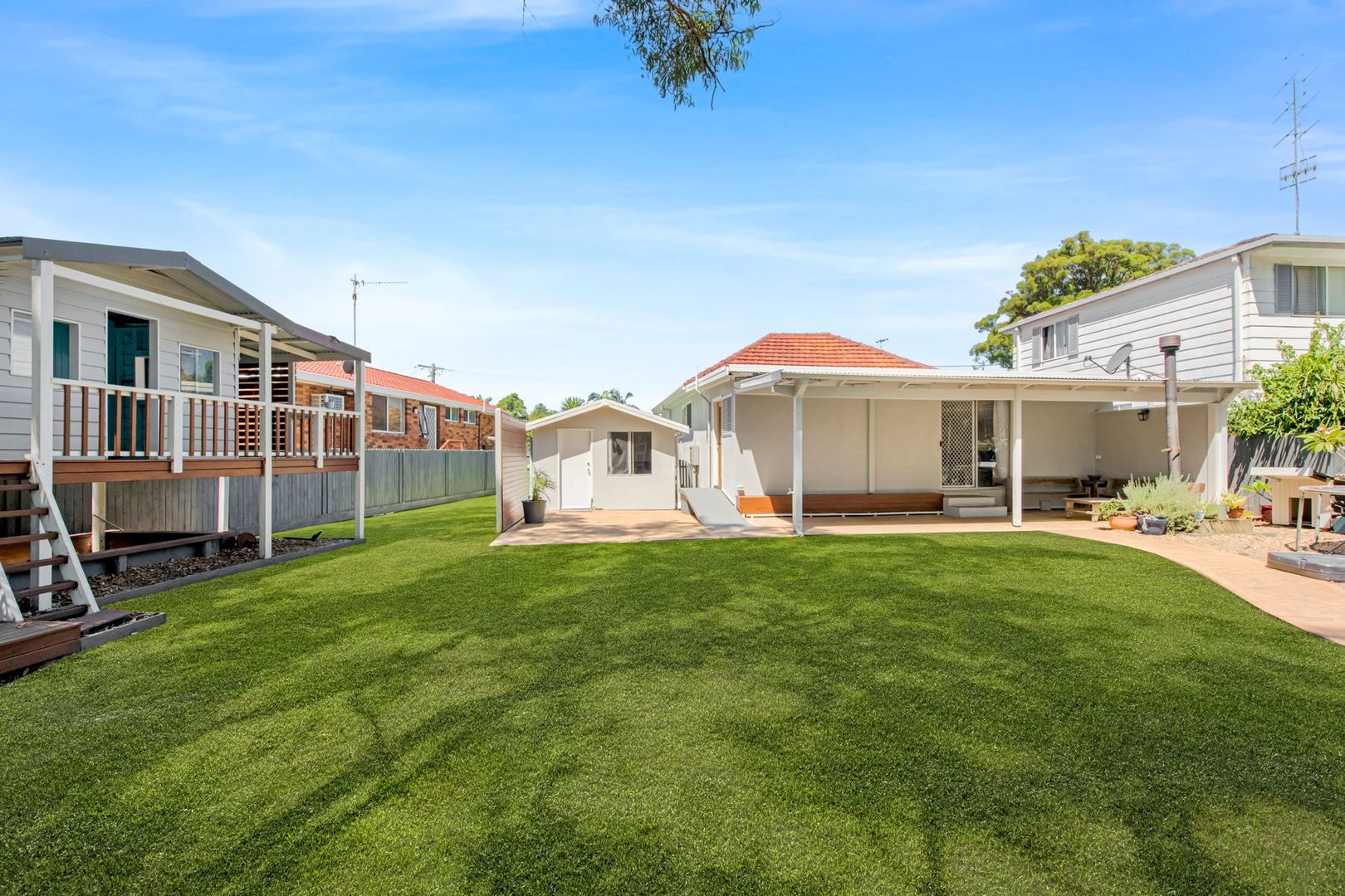 14 Cranbrook Crescent, Killarney Vale NSW 2261, Image 2