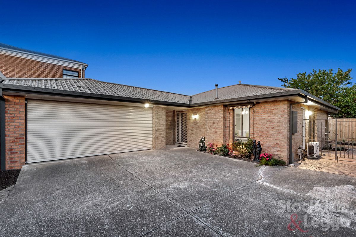 2/174 West Street, Hadfield VIC 3046, Image 0