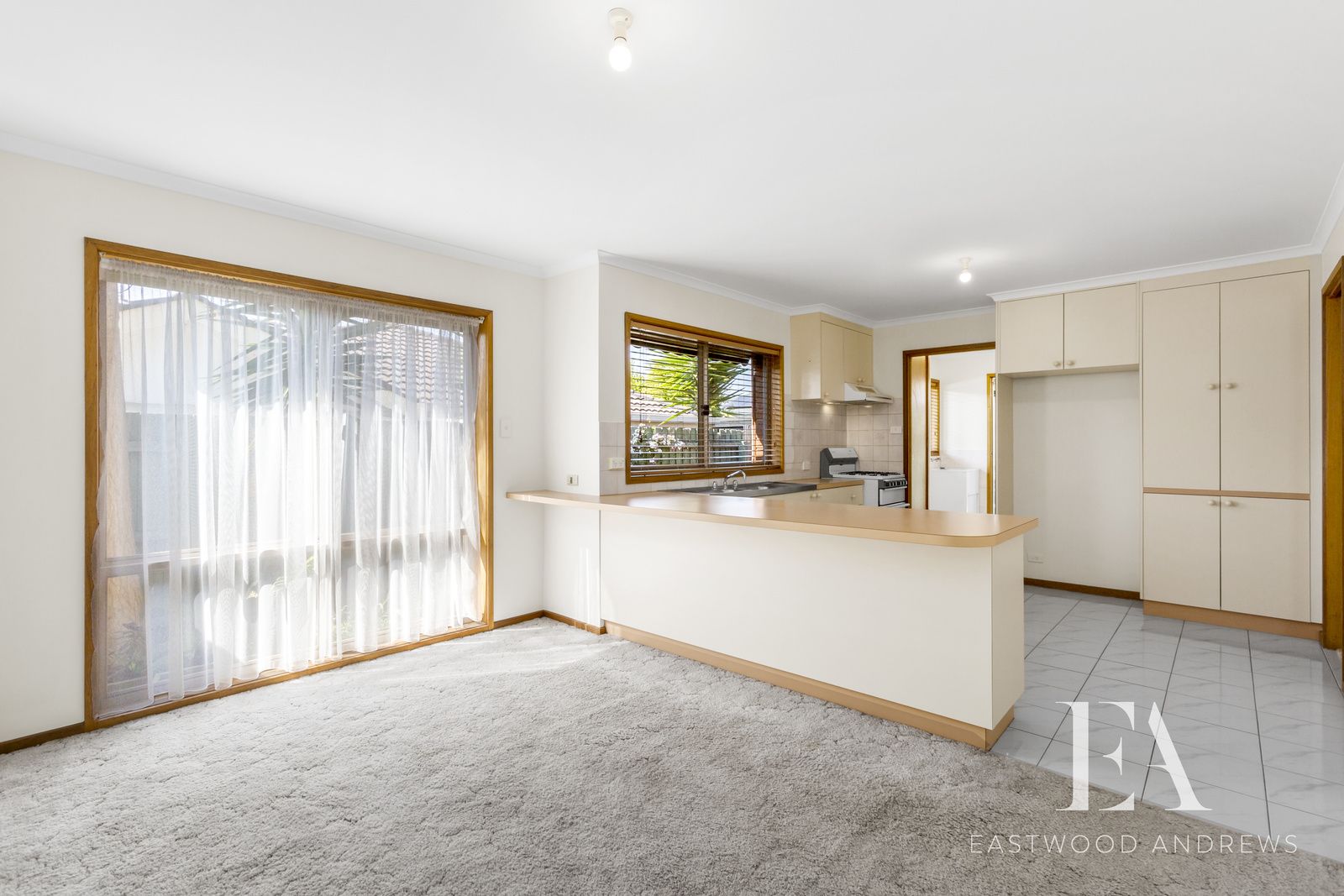 2/1 Fern Street, Newcomb VIC 3219, Image 1