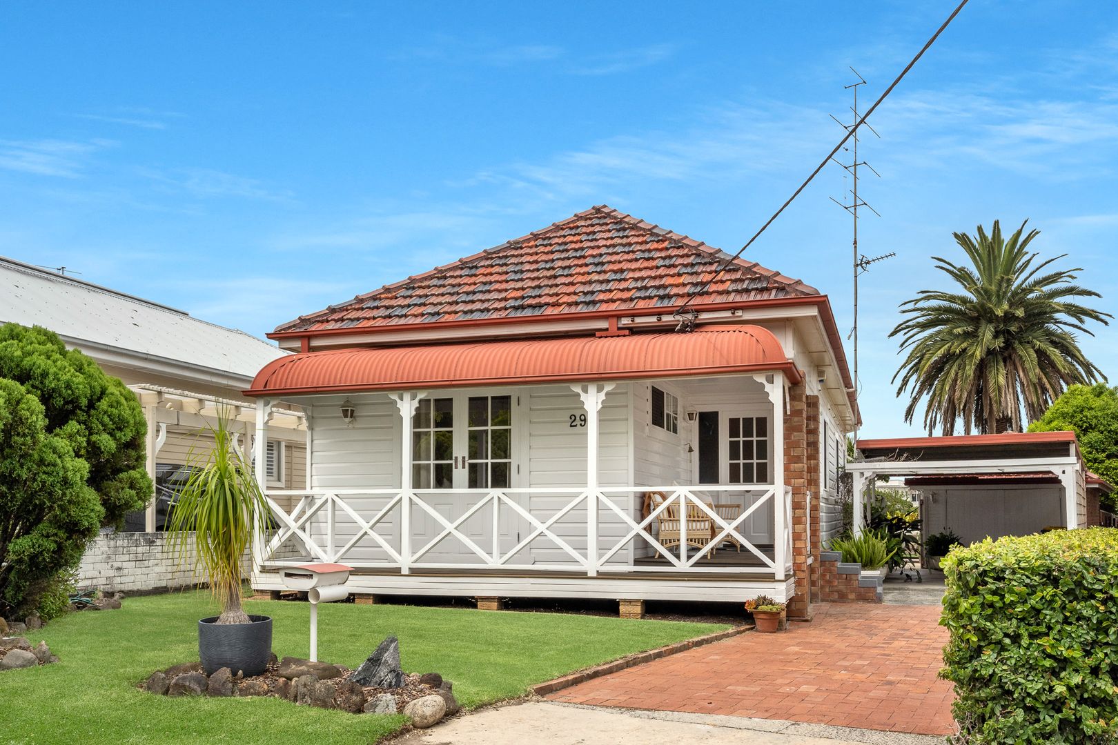 29 Raymond Road, Thirroul NSW 2515, Image 1