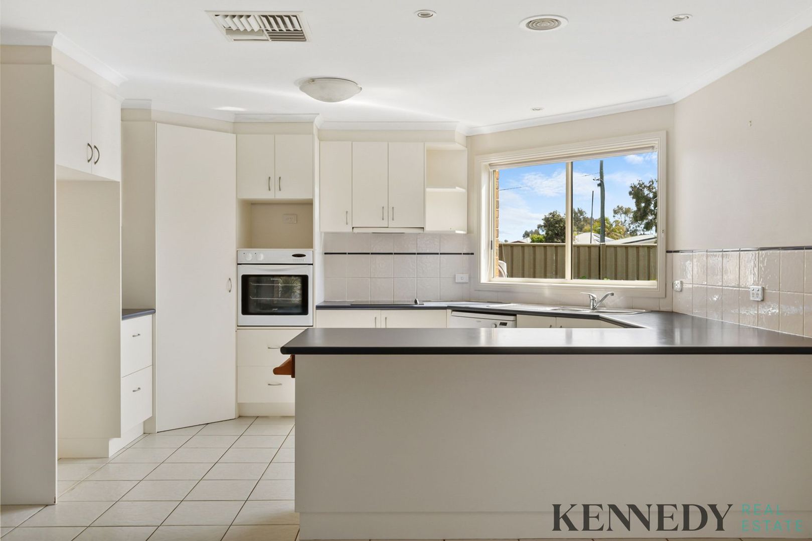 1 Anglers Close, Mulwala NSW 2647, Image 2