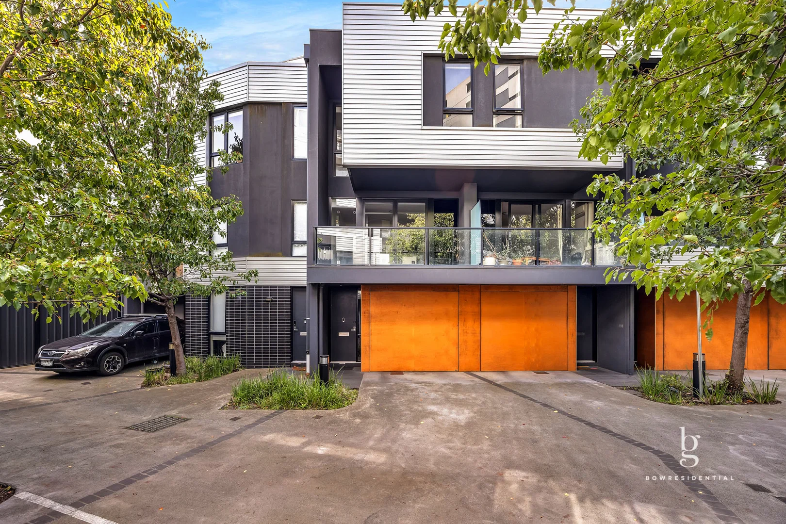 Additional image 2 of 27 Cirque Dr, Footscray VIC 3011