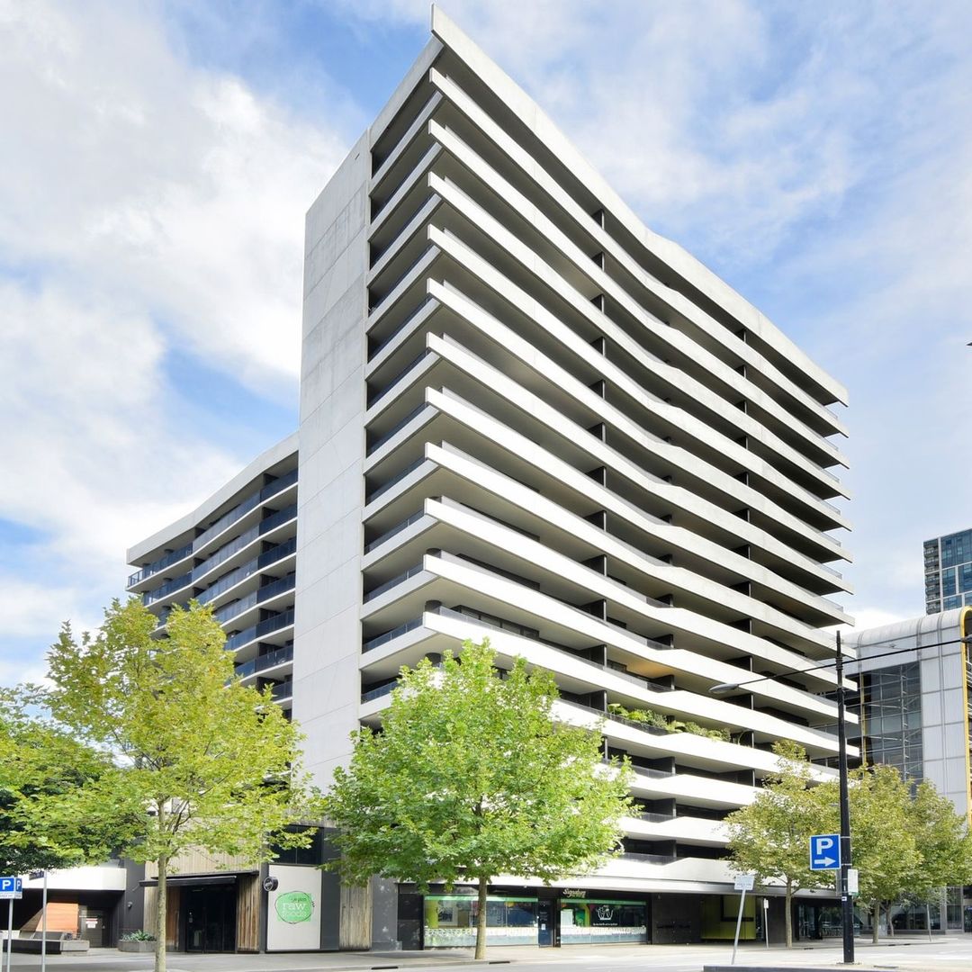 Property Report For 604 815 Bourke Street Docklands Vic 3008